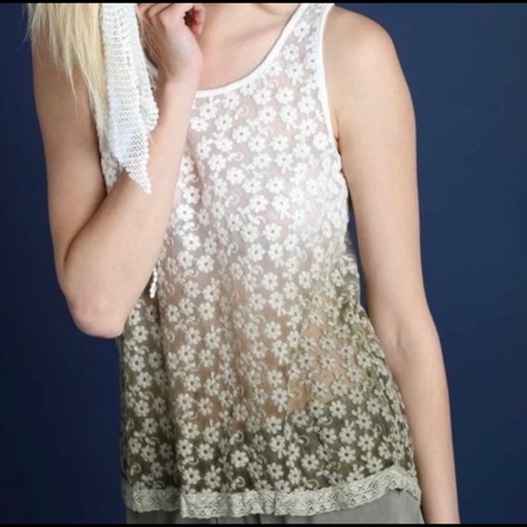 POL Tops - POL Floral Lace Top Ombre Creme to Olive